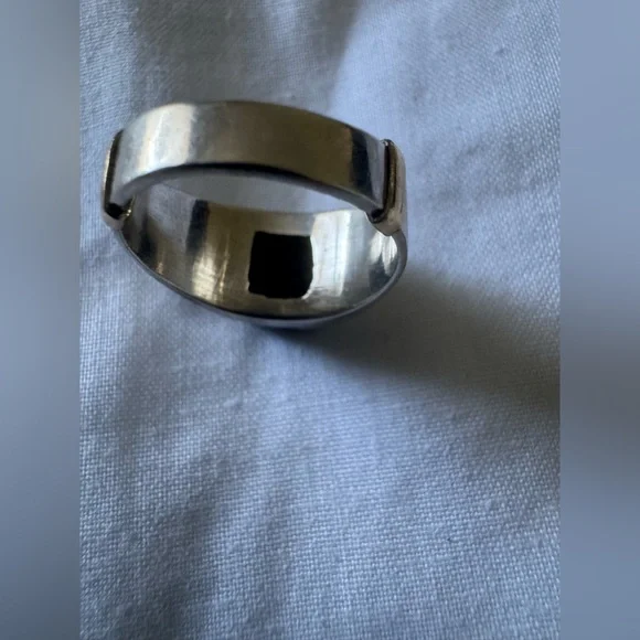 Silver Ring with Blue Stone - Picture 8 of 9